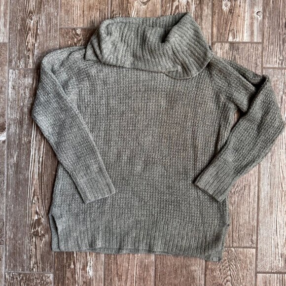 Barefoot Dreams Sweater Womens M CozyChic Lite Gray Cowl Turtleneck Soft Texture - Picture 7 of 7